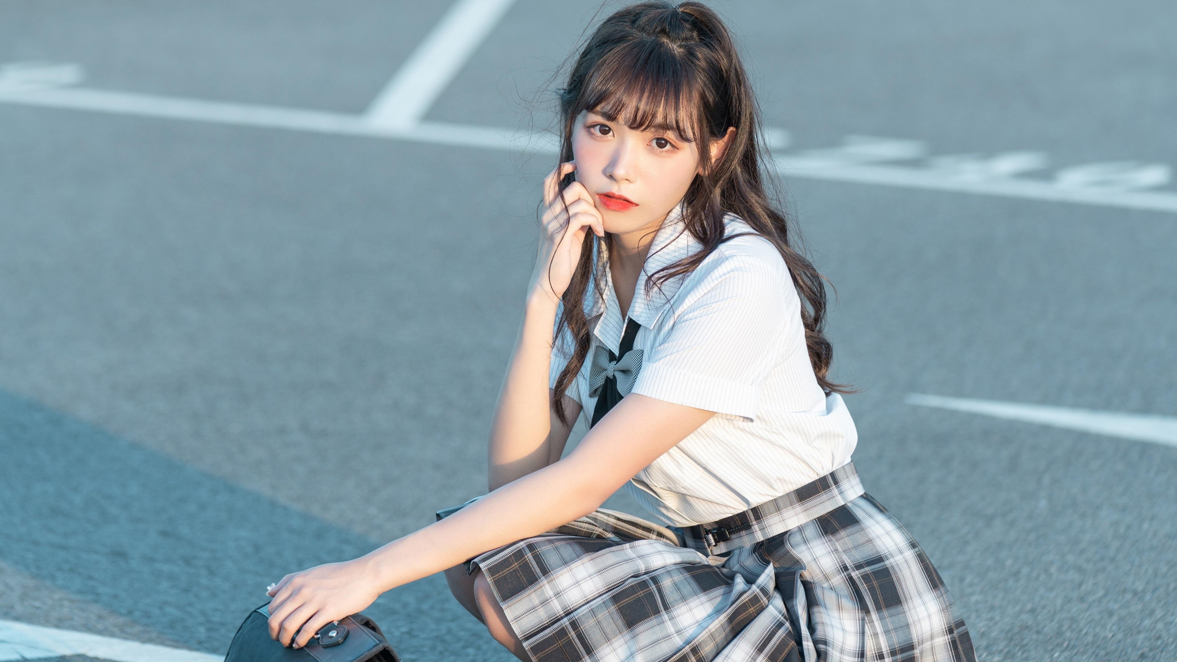 中国女足在比赛中展现出优雅的踢球风格，中国女足好样的