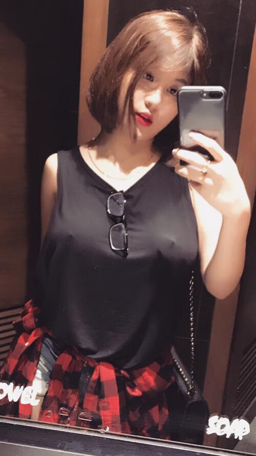 女足教练团队部署高位逼抢策略，女足教练采访