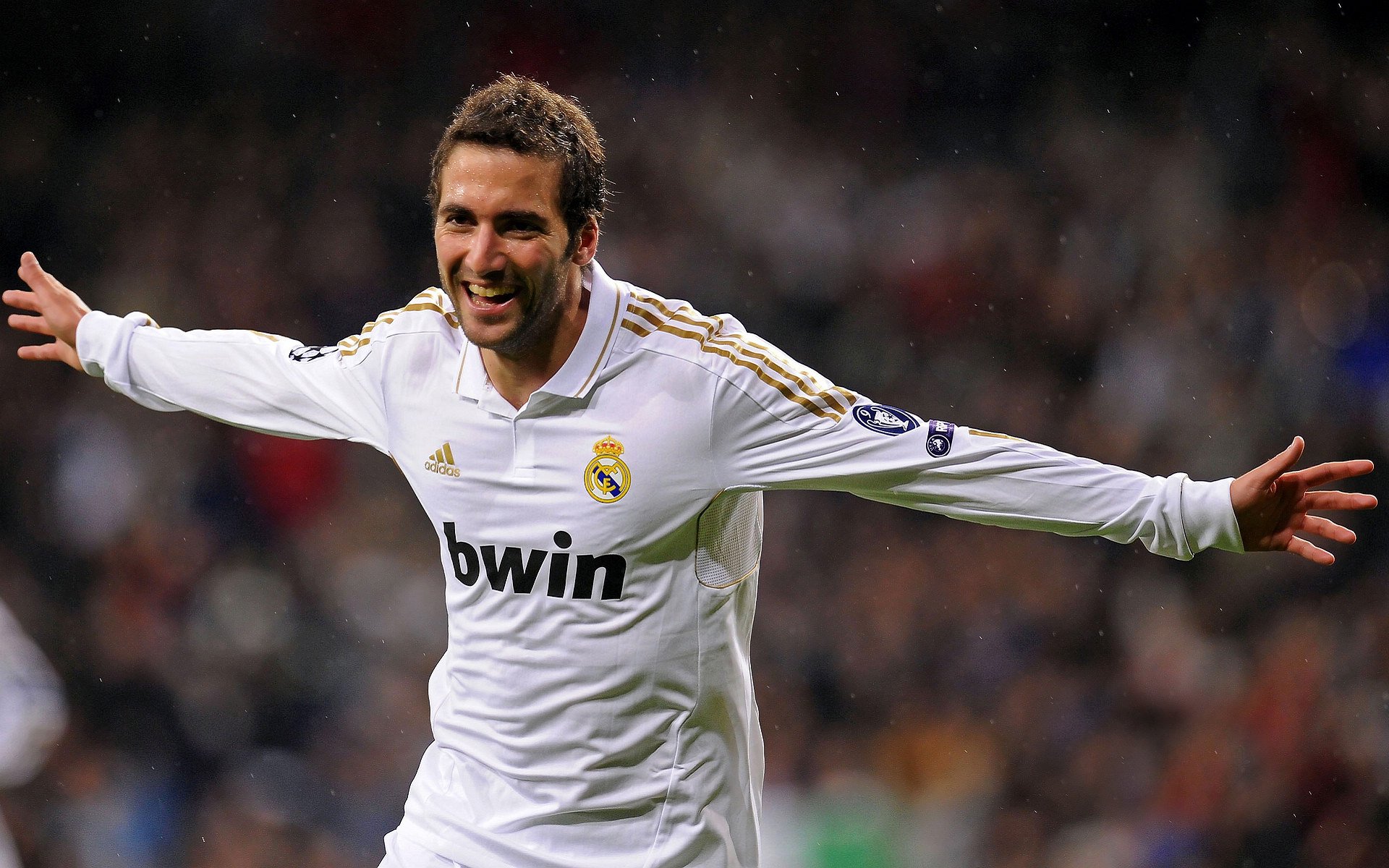 法甲豪强之间的竞争逐渐激烈，法甲为何没有豪门俱乐部